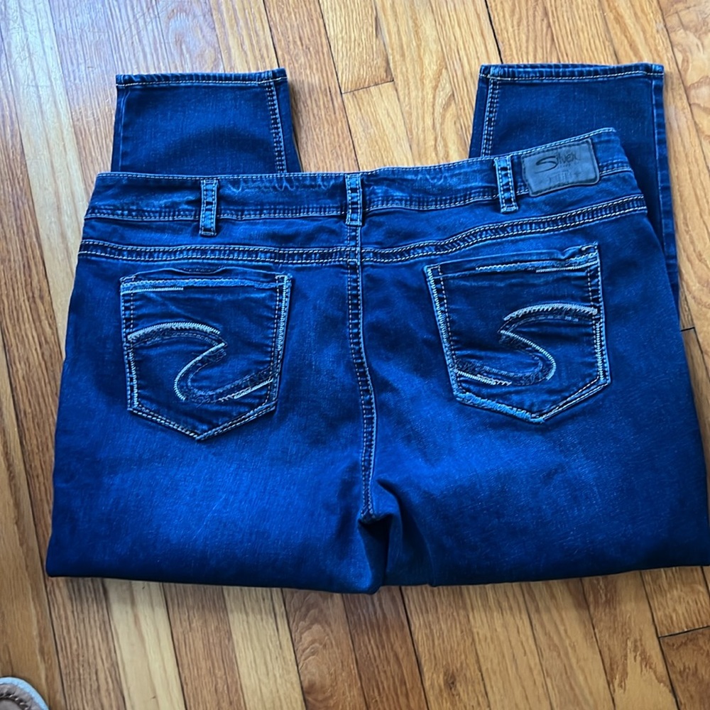 Silver Suki Skinny Jean Capri’s